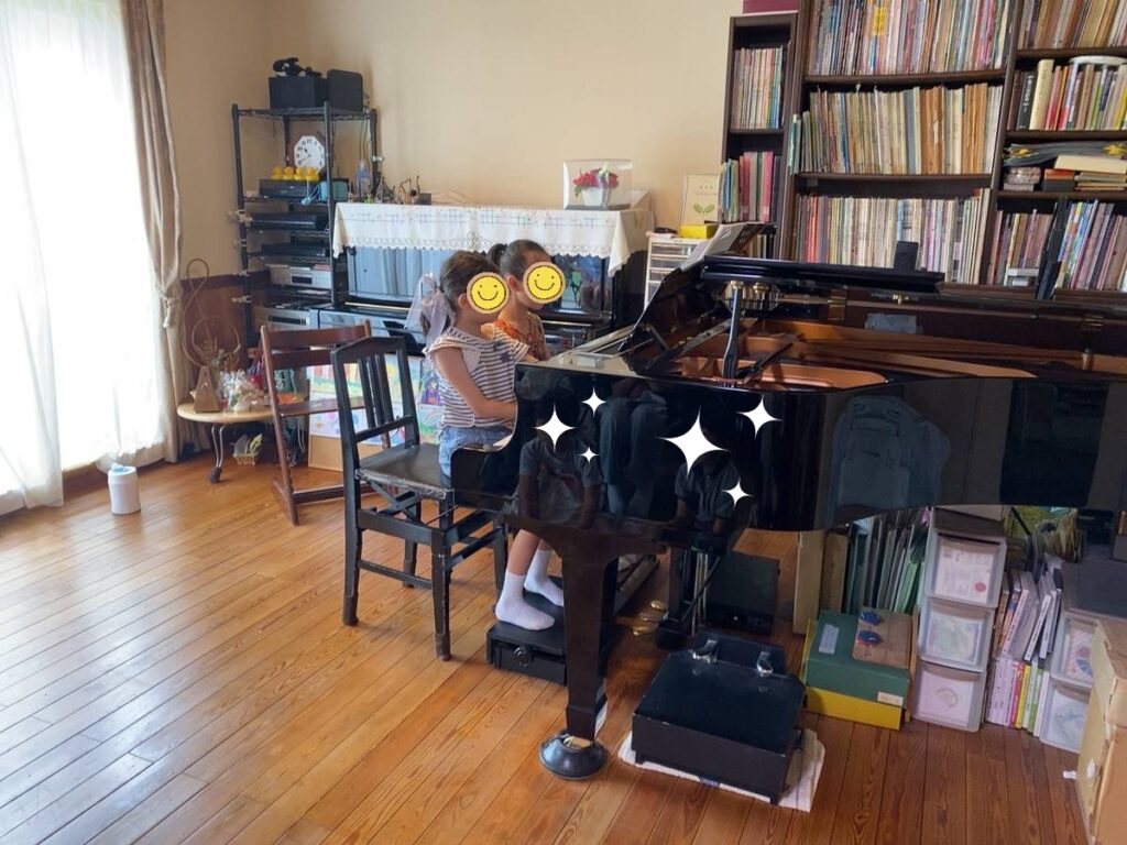 夏のイベント　　連弾コンサート～スイカ割り～　流しそうめん～プール